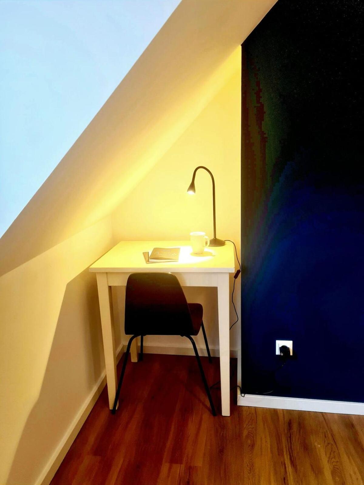 Appartement Elegant Charming 2 Bedrooms With Parking-bon68